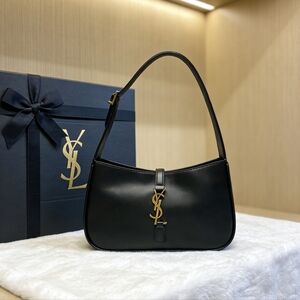 <AUTHENTIC>Saint Laurent Le 5 à 7 Hobo Bag Black